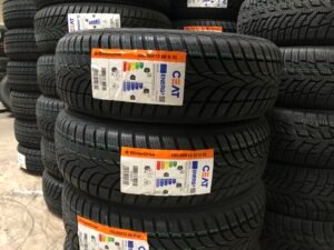 Anvelopa iarna 185/60 R15 CEAT WINTER DRIVE [88] H XL