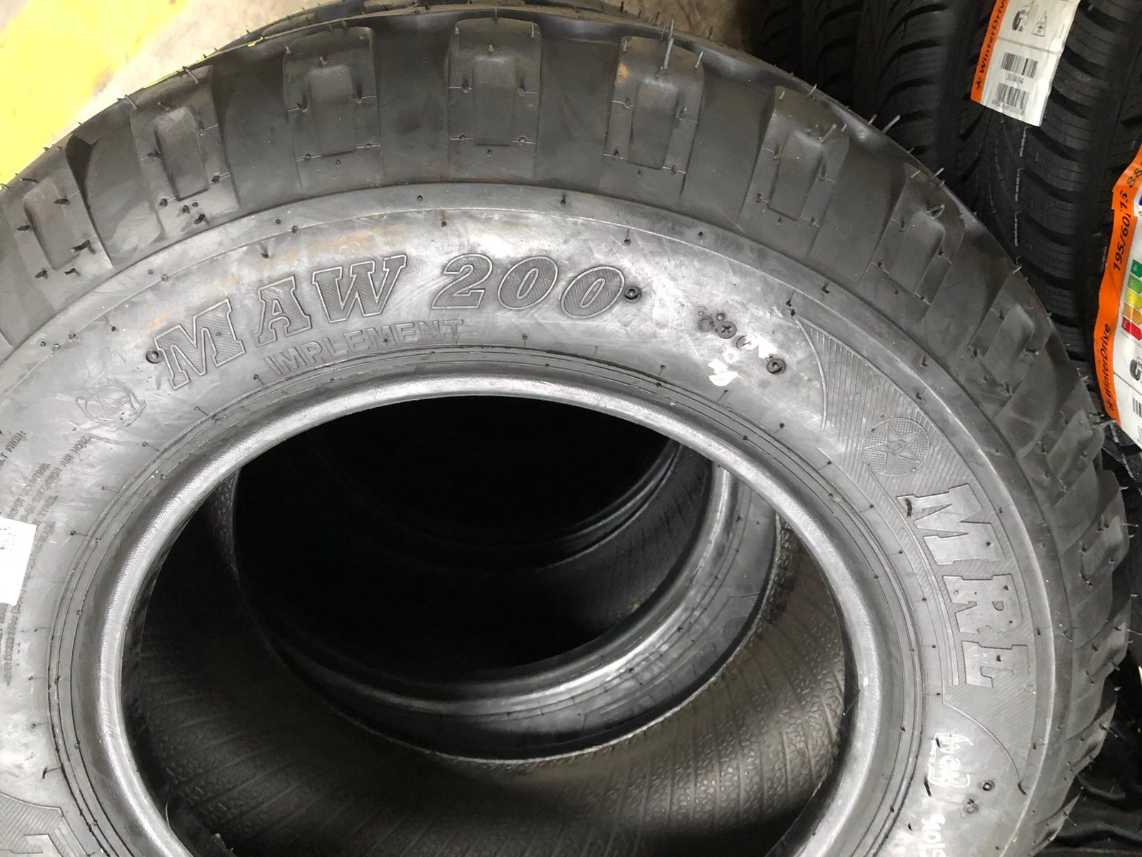 Anvelopa 10.0/75-15.3 MRL MAW200 12PR 126 A6/122 A8 TL - imagine 4