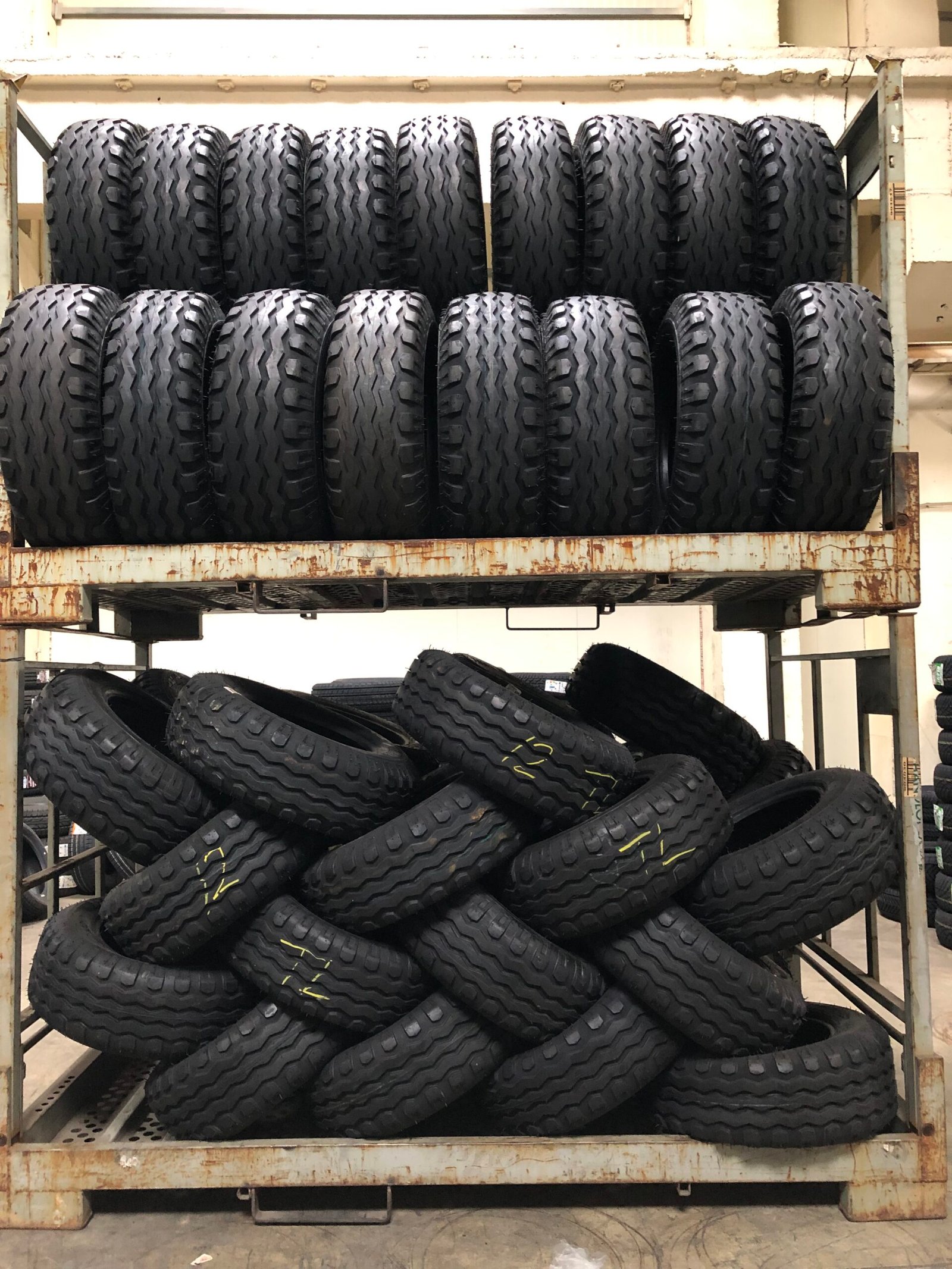 Anvelopa 10.0/75-15.3 MRL MAW200 12PR 126 A6/122 A8 TL - imagine 6