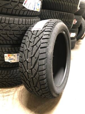 Anvelopa iarna 215/50 R17 TAURUS Winter [95] V