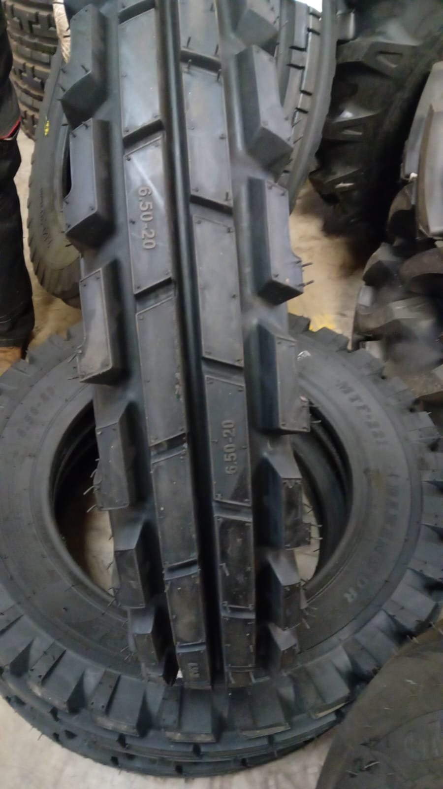 Anvelopa 6.50-20 MRL MTF 221 DABANG 10PR 107 A6 TT - imagine 2