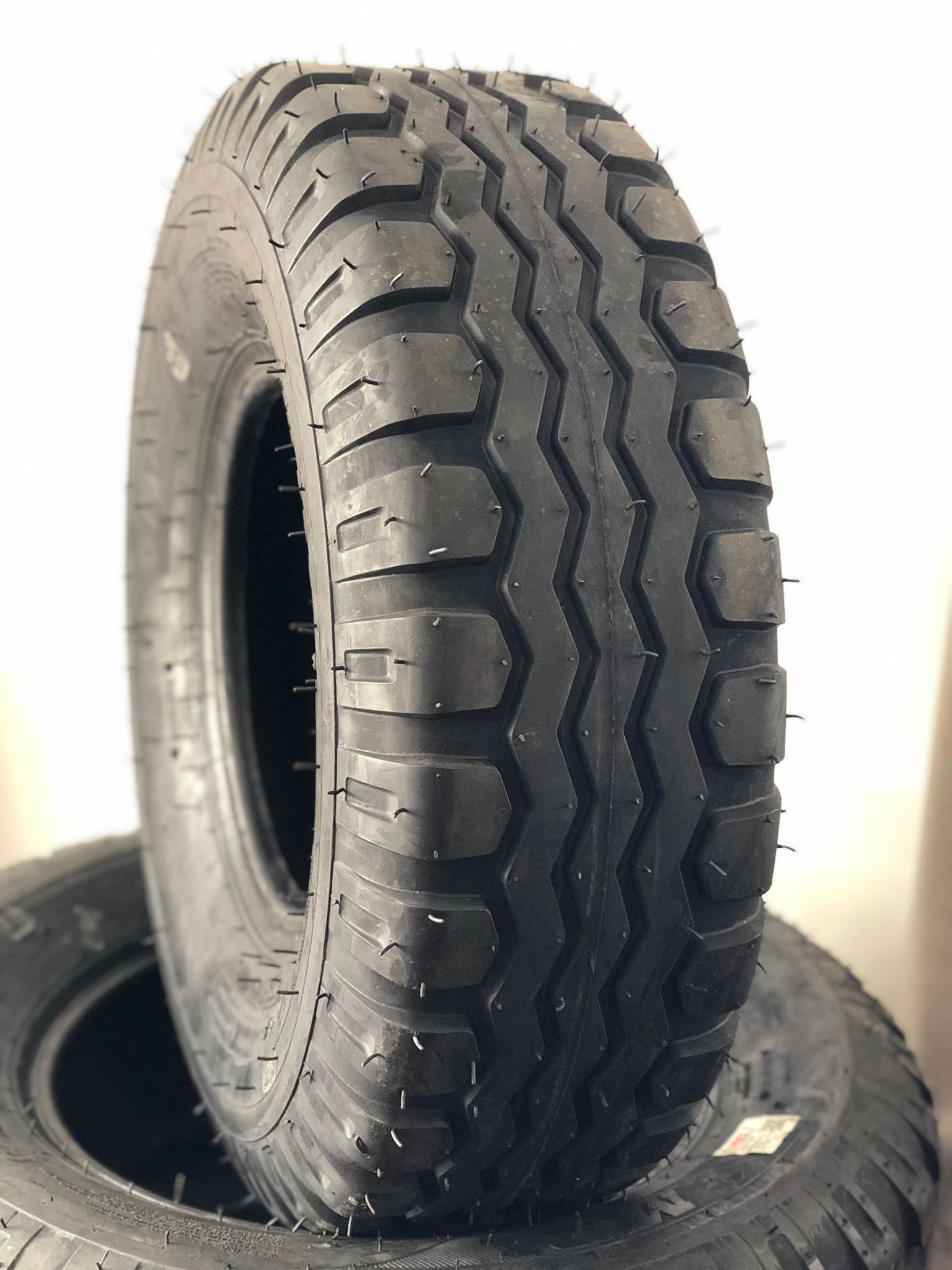 Anvelopa 10.0/80-12 MRL MAW200 10PR 121A6 TL